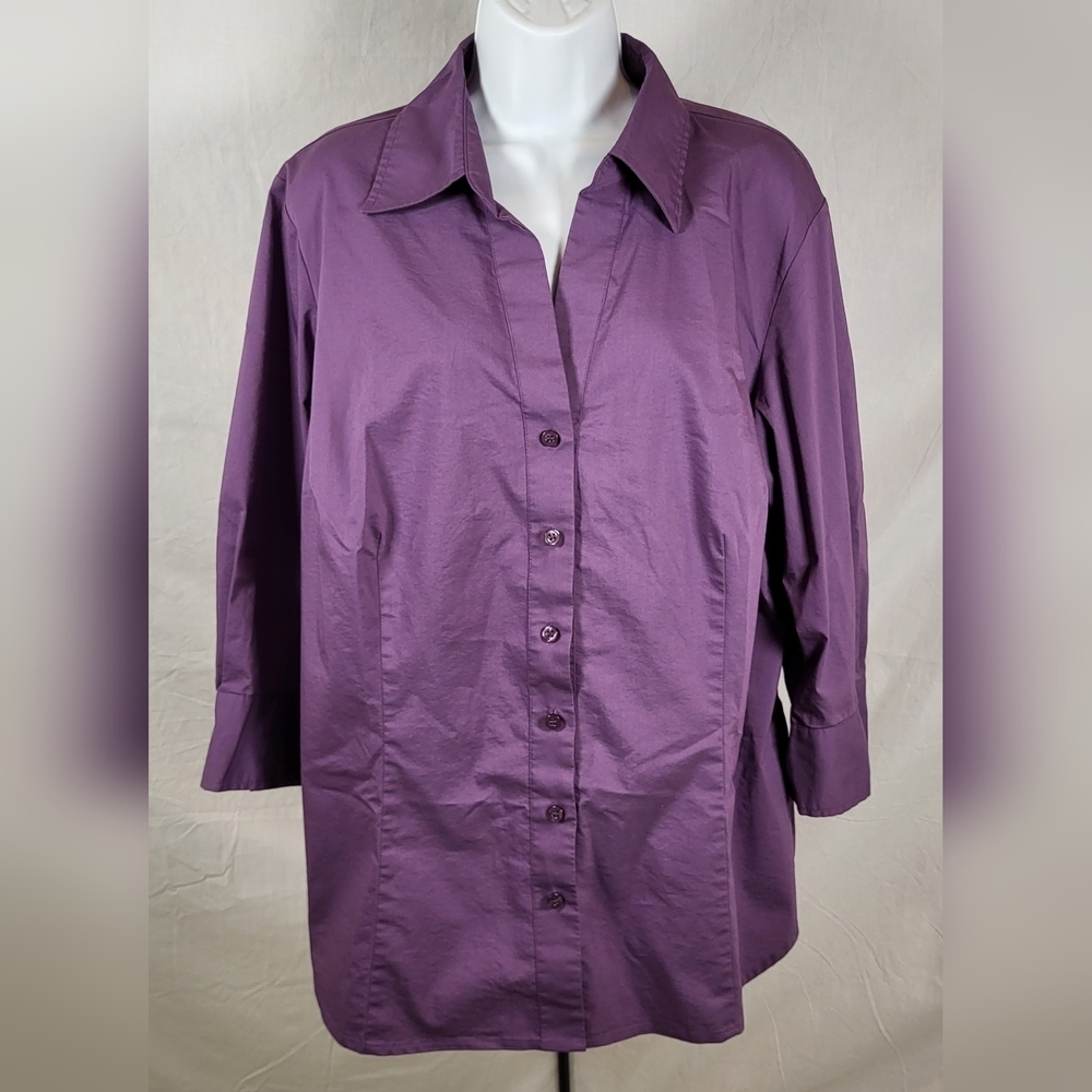 WORTHINGTON Woman Purple Button Up Stretch Blouse - Size 1X or Size 16W